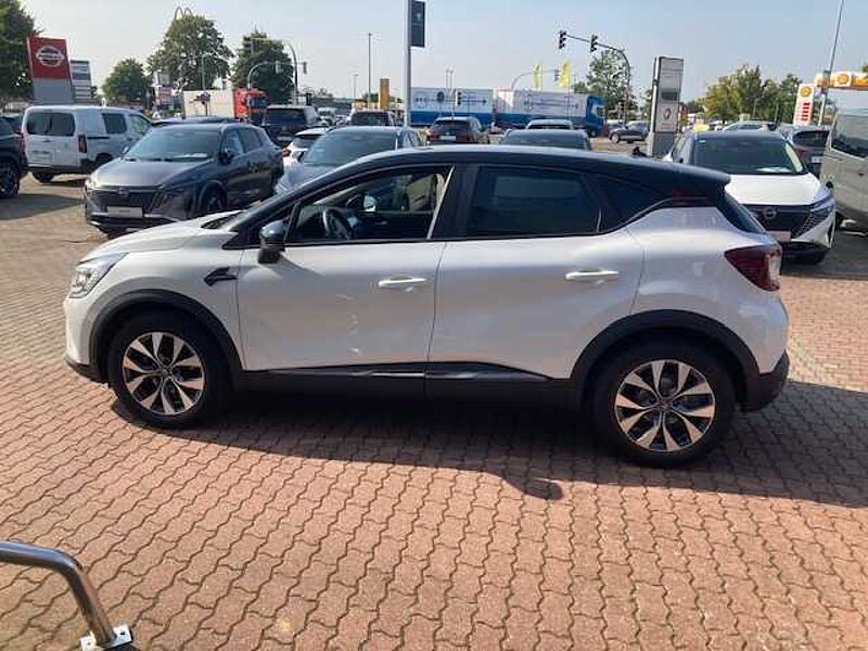 Renault Captur TCe 100 EXPERIENCE