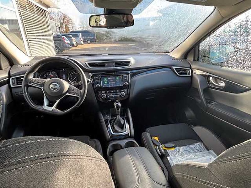 Nissan Qashqai 1.3 DIG-T DCT ZAMA